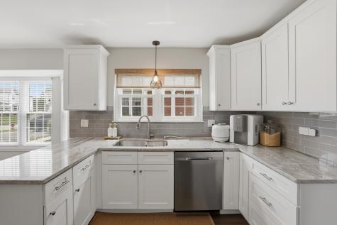 990 Sweetflower Drive Hoffman Estates IL 60169