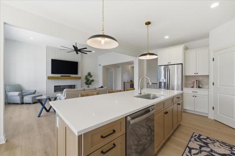 357 Pheasant Hill Drive North Aurora IL 60542