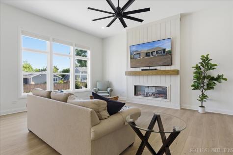 357 Pheasant Hill Drive North Aurora IL 60542