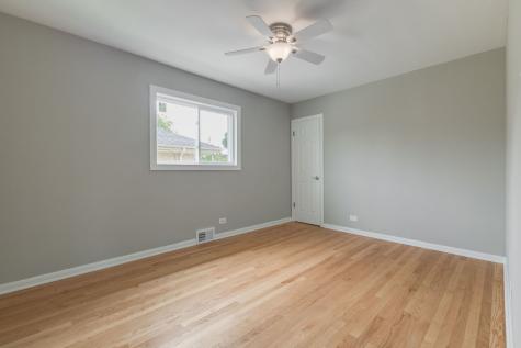 9120 26TH Place Brookfield IL 60513