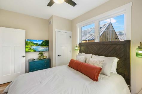 100 Great Loop Drive #16 Ottawa IL 61350