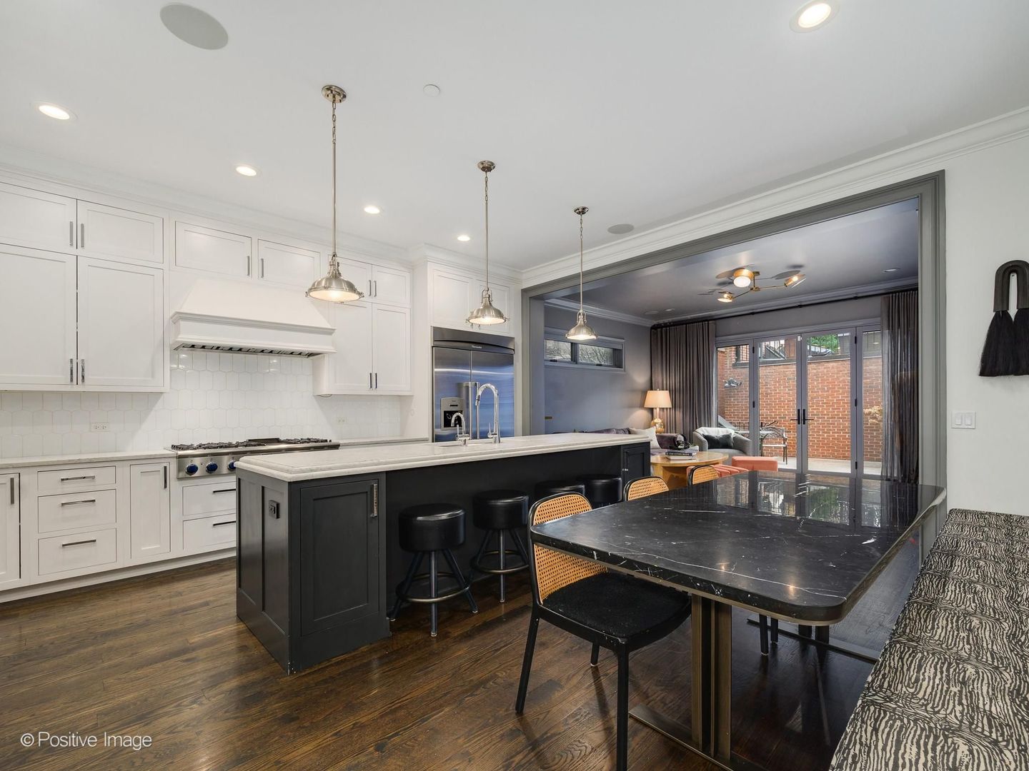 2122 North Magnolia Avenue Chicago IL 60614