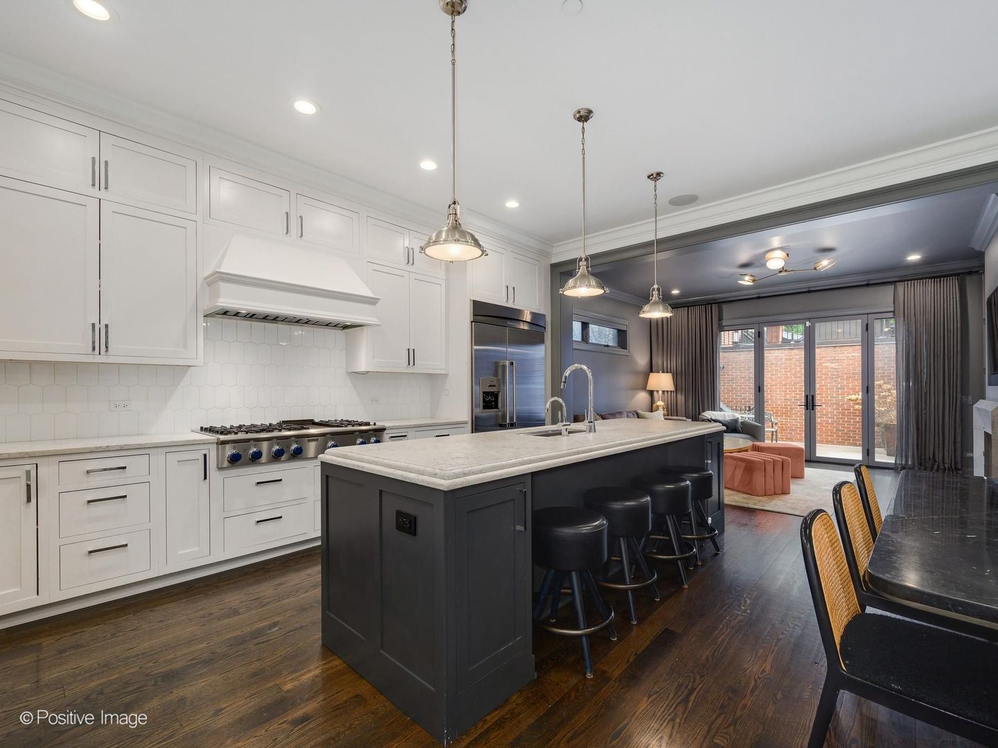 2122 North Magnolia Avenue Chicago IL 60614
