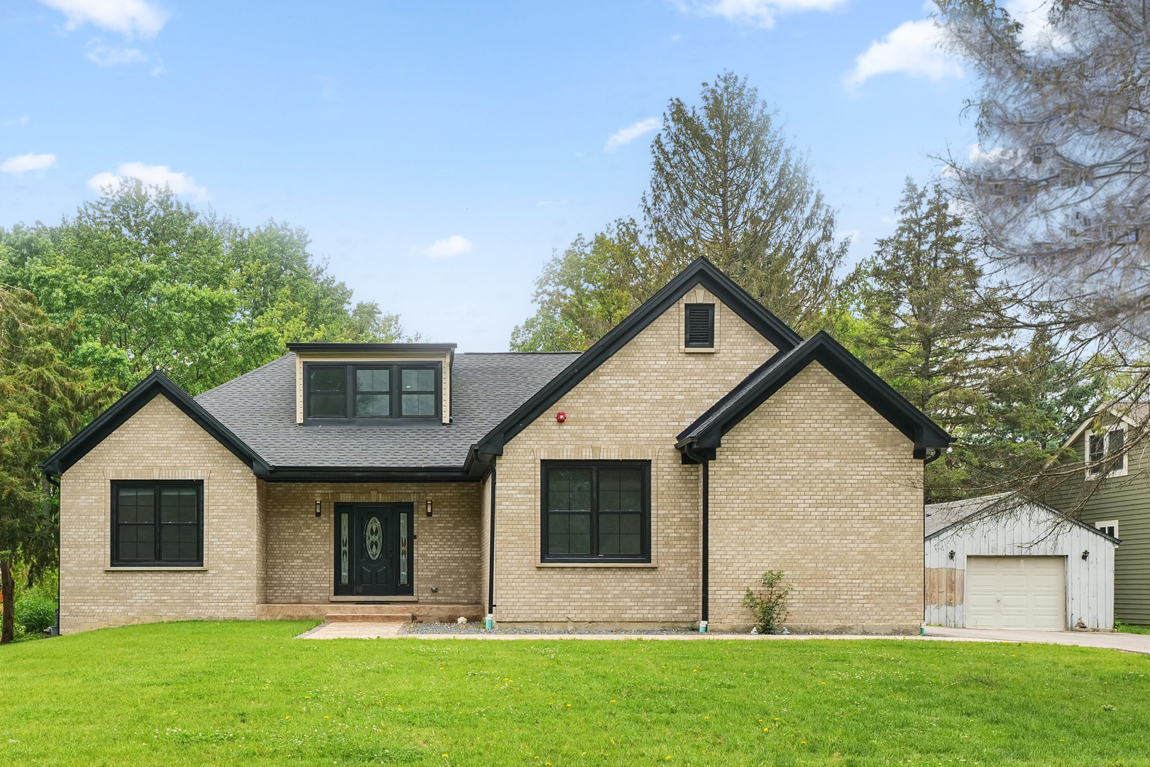 3026 Jackson Drive Arlington Heights IL 60004