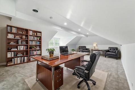 3026 Jackson Drive Arlington Heights IL 60004