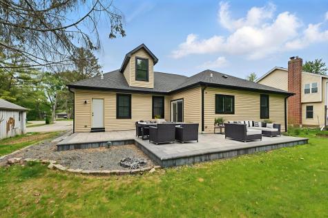 3026 Jackson Drive Arlington Heights IL 60004