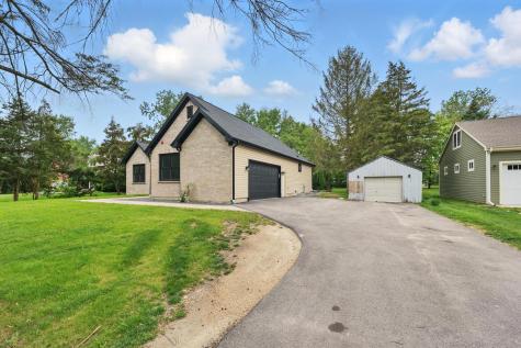 3026 Jackson Drive Arlington Heights IL 60004