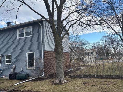 22 University Drive Buffalo Grove IL 60089