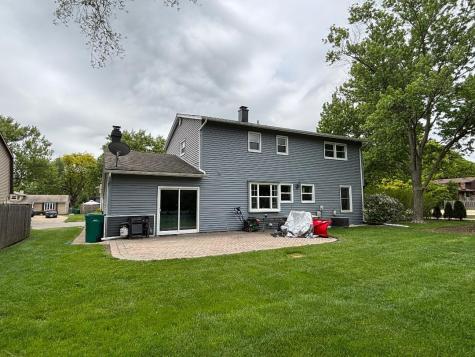 22 University Drive Buffalo Grove IL 60089