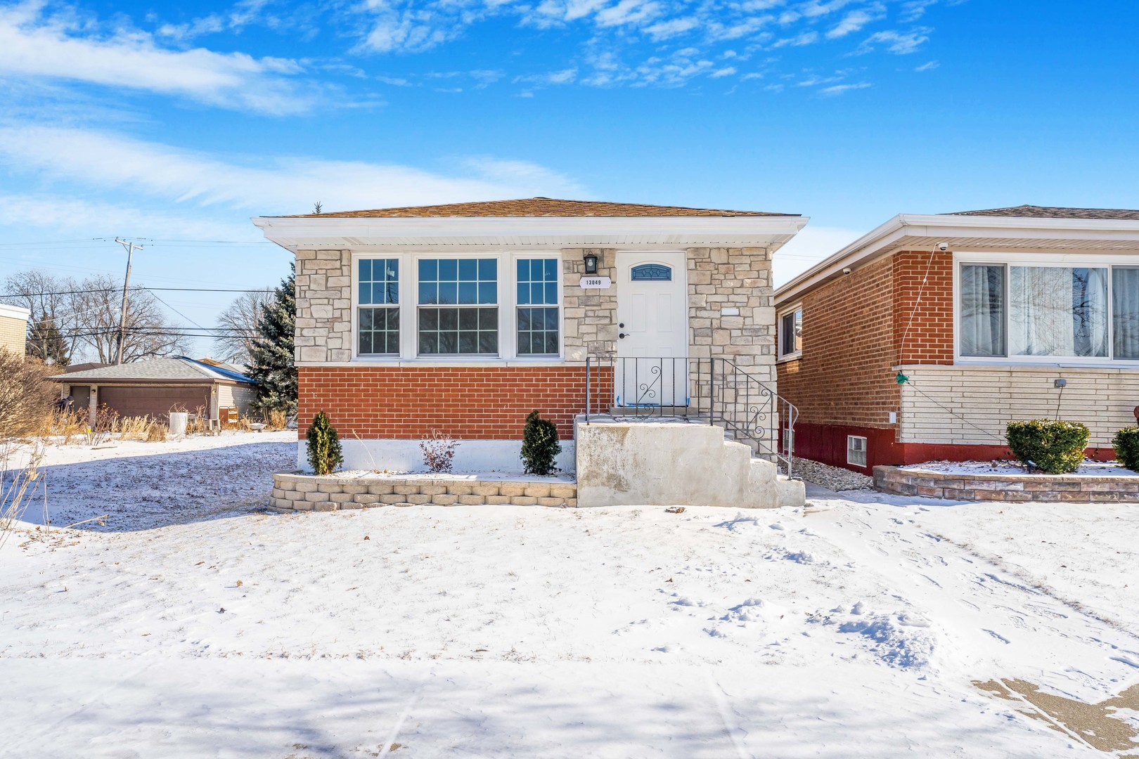13049 South Brandon Avenue Chicago IL 60633