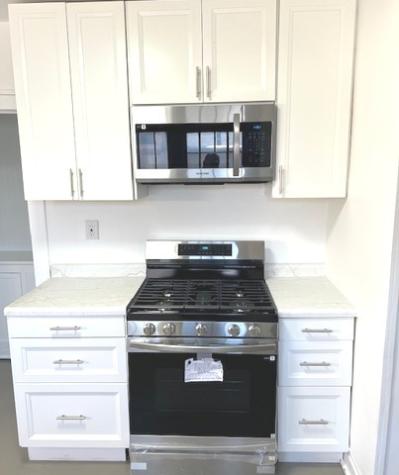 1548 Campbell Avenue Des Plaines IL 60016