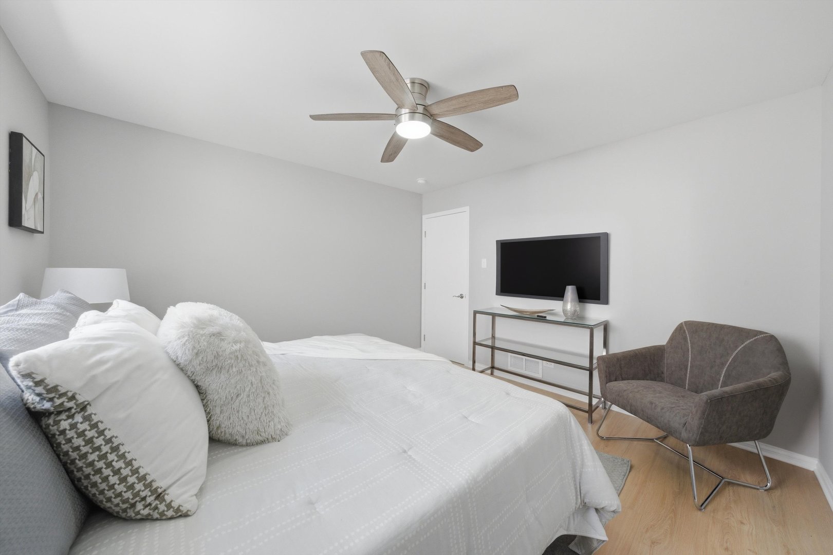 6437 South Kedvale Avenue Chicago IL 60629