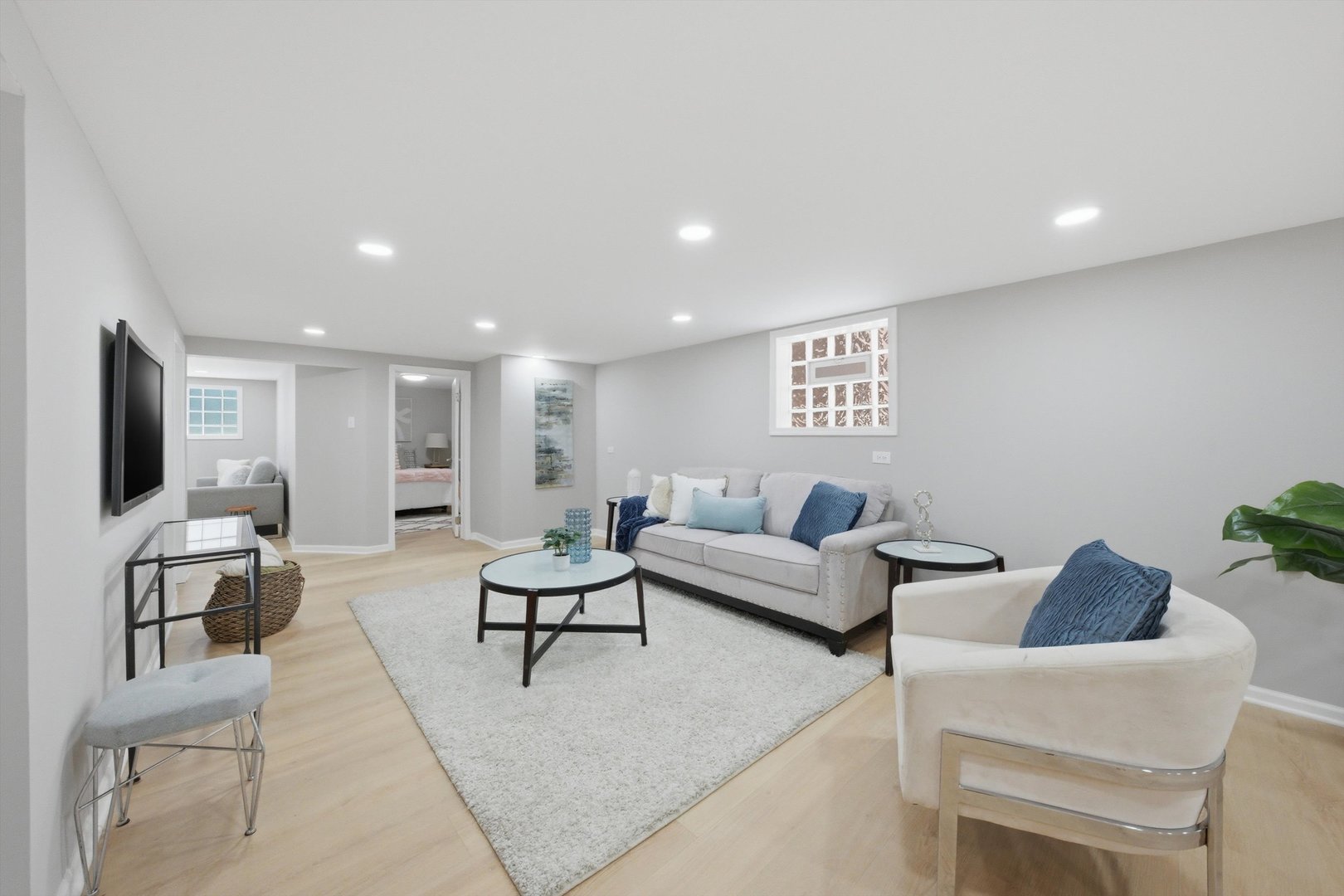 6437 South Kedvale Avenue Chicago IL 60629
