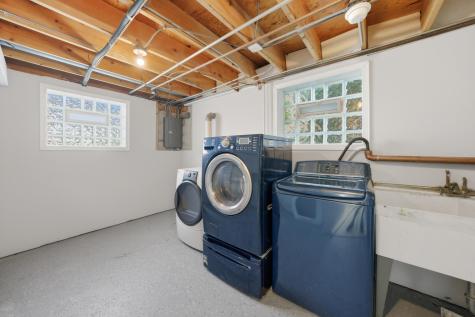 6437 South Kedvale Avenue Chicago IL 60629