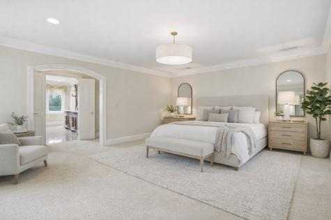 1877 Banbury Road Inverness IL 60067