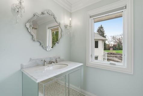 1877 Banbury Road Inverness IL 60067
