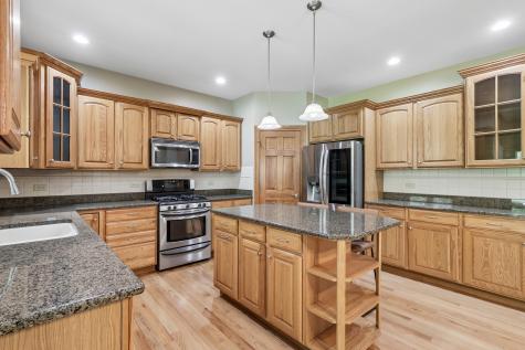 426 Heatherwood Drive SE Oswego IL 60543