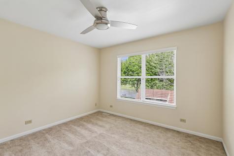 426 Heatherwood Drive SE Oswego IL 60543