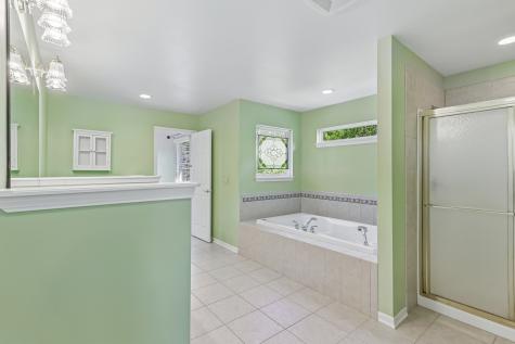 426 Heatherwood Drive SE Oswego IL 60543