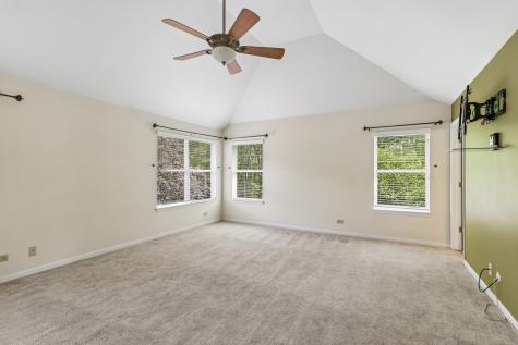 426 Heatherwood Drive SE Oswego IL 60543