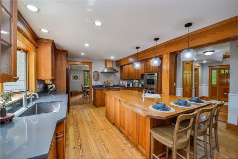 41W555 Wayne Drive St. Charles IL 60175