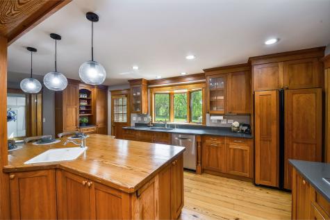 41W555 Wayne Drive St. Charles IL 60175