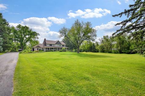 41W555 Wayne Drive St. Charles IL 60175