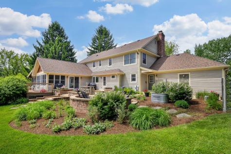 41W555 Wayne Drive St. Charles IL 60175
