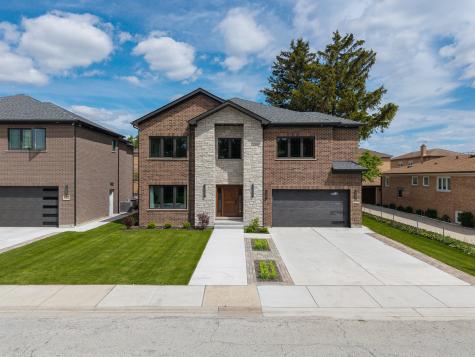 8348 West Farragut Street Norridge IL 60706