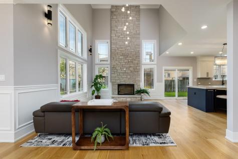 8348 West Farragut Street Norridge IL 60706