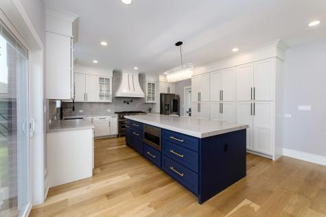 8348 West Farragut Street Norridge IL 60706