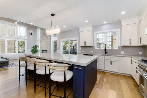 8348 West Farragut Street Norridge IL 60706