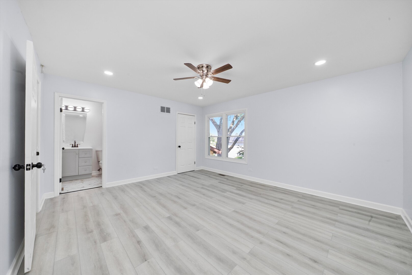 88 Hesterman Drive Glendale Heights IL 60139