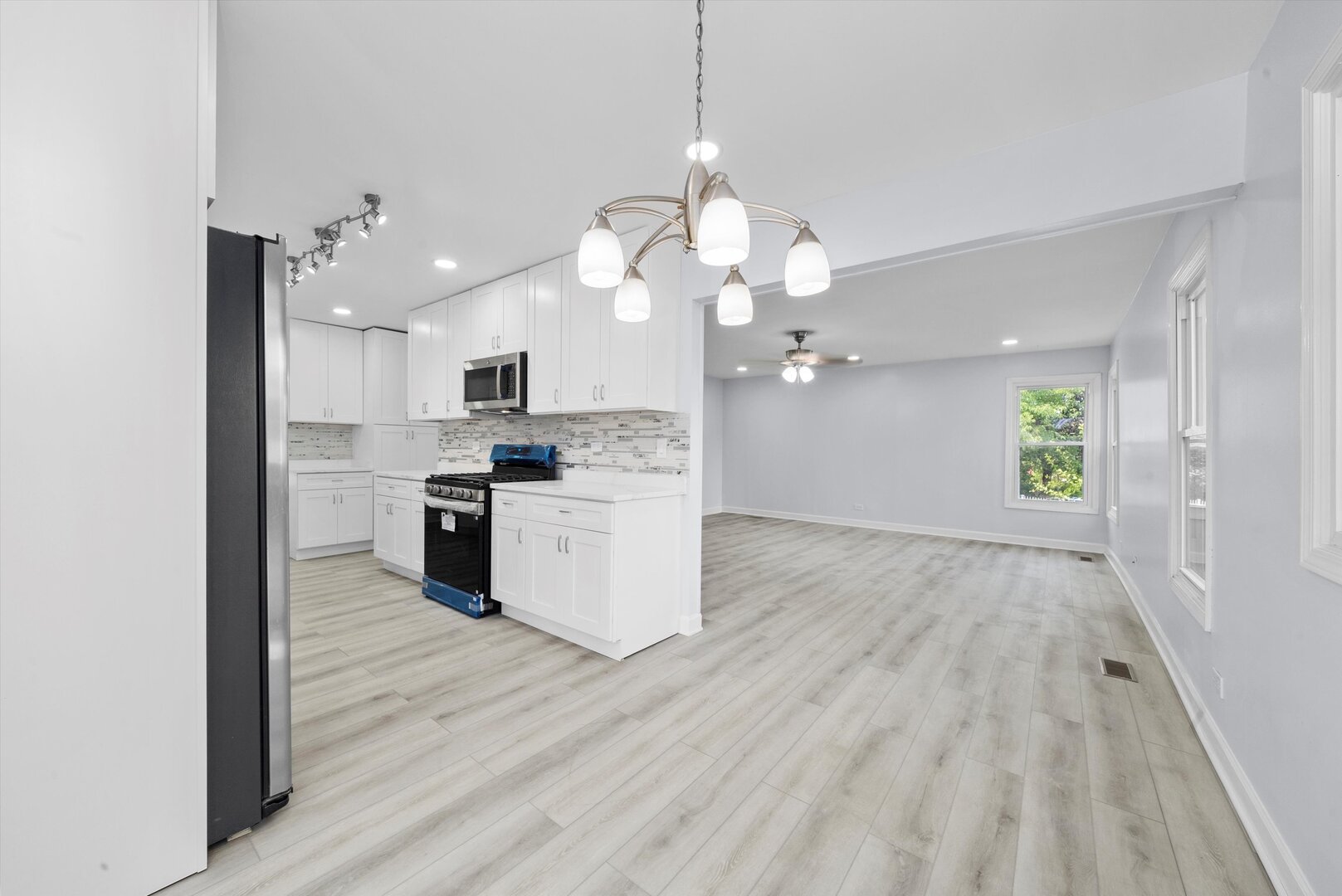 88 Hesterman Drive Glendale Heights IL 60139