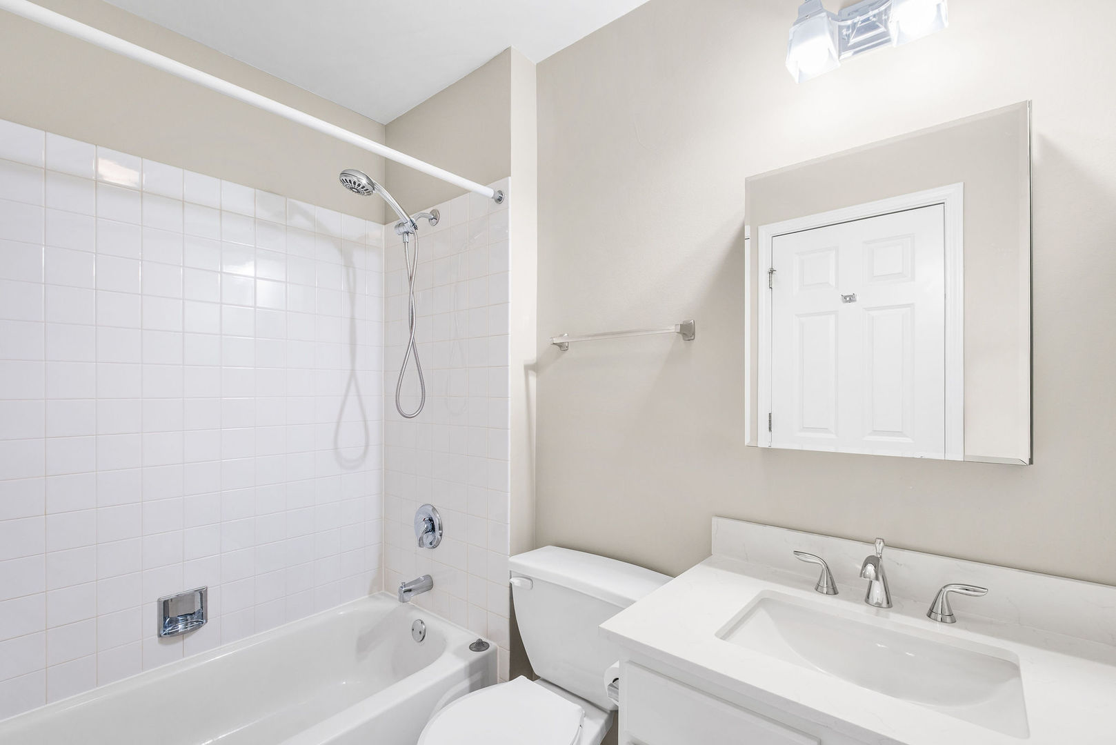 3438 North Monticello Avenue Chicago IL 60618