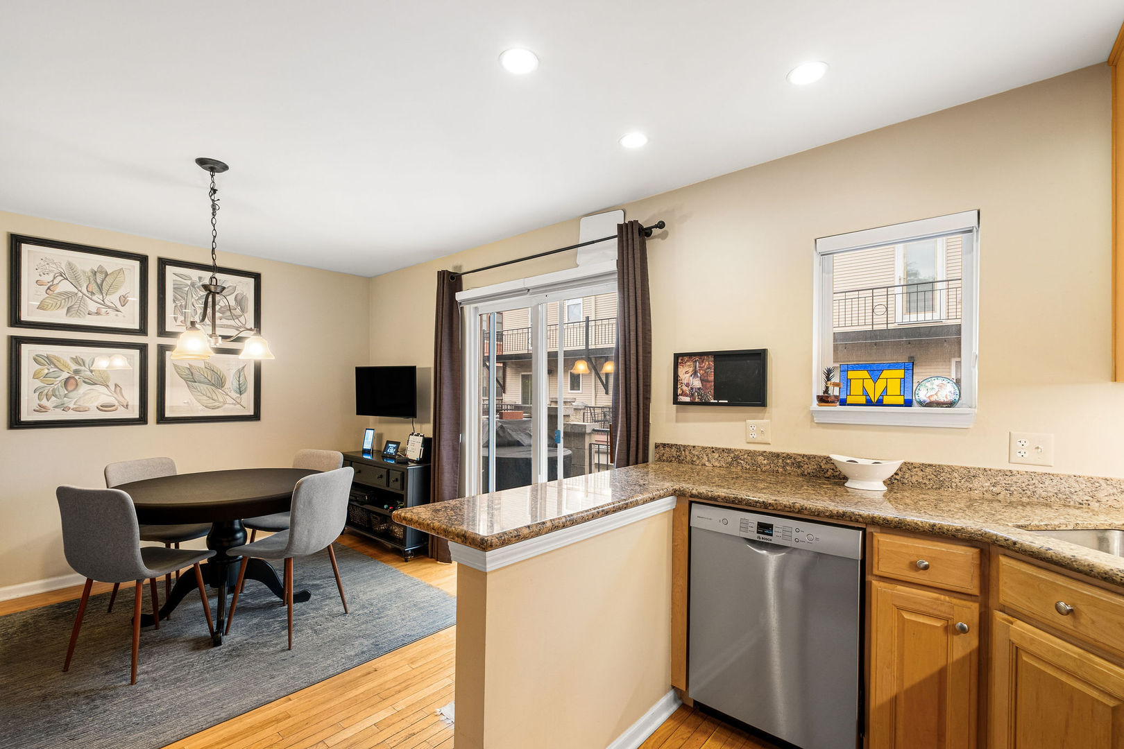 3438 North Monticello Avenue Chicago IL 60618