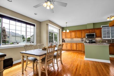 1575 Woodbury Circle Gurnee IL 60031