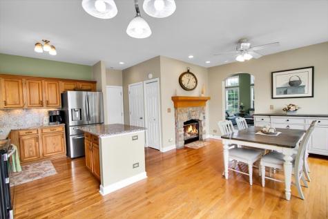 1575 Woodbury Circle Gurnee IL 60031