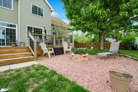 1575 Woodbury Circle Gurnee IL 60031