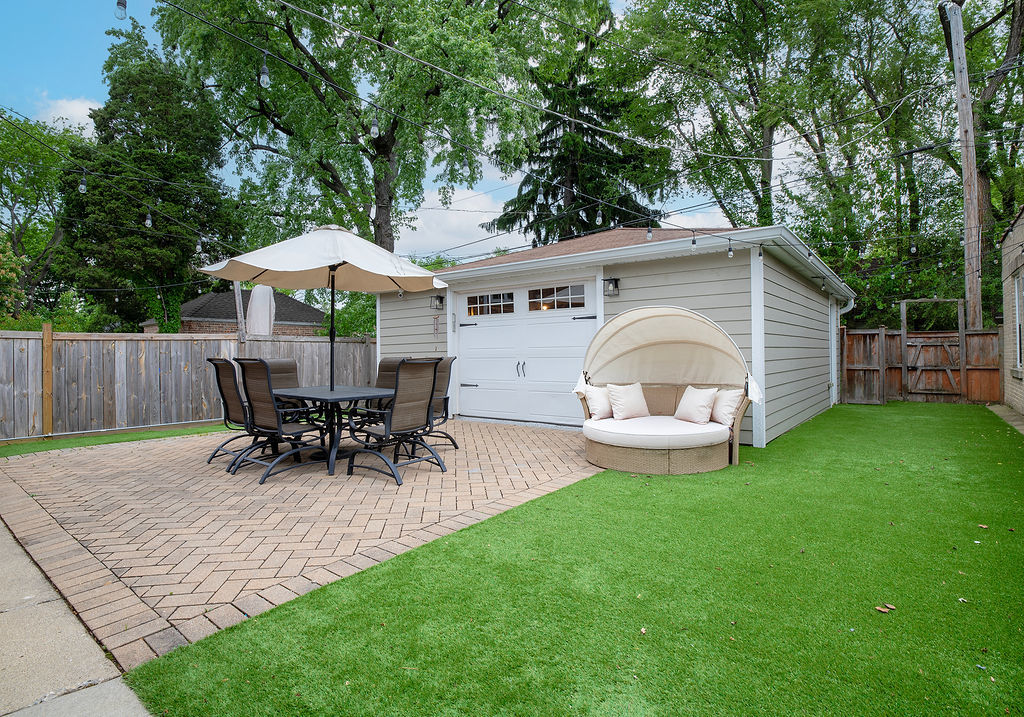 5911 North Keating Avenue Chicago IL 60646