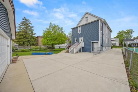 4029 Amelia Avenue Lyons IL 60534