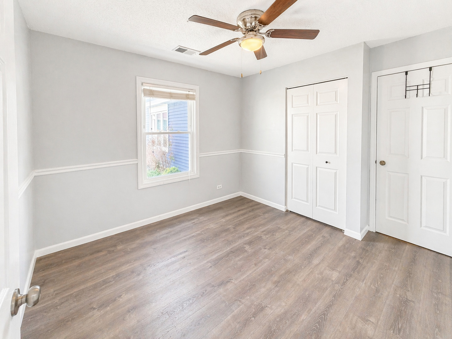 828 Huron Court Carol Stream IL 60188
