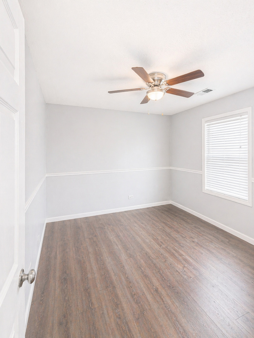 828 Huron Court Carol Stream IL 60188