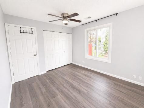 828 Huron Court Carol Stream IL 60188