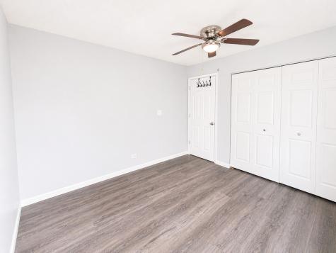828 Huron Court Carol Stream IL 60188