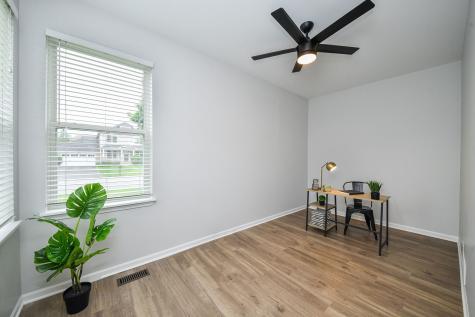 298 Fairhaven Drive St. Charles IL 60175