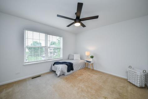 298 Fairhaven Drive St. Charles IL 60175