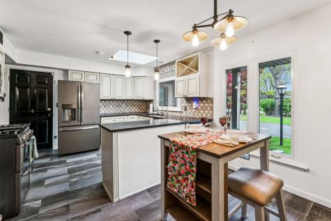 3300 Overland Pass Northbrook IL 60062