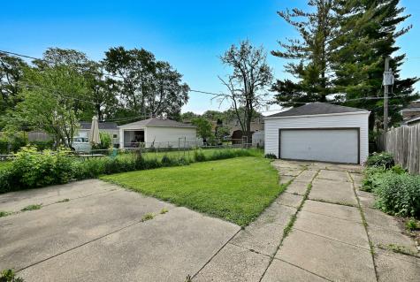 1653 Stockton Avenue Des Plaines IL 60018