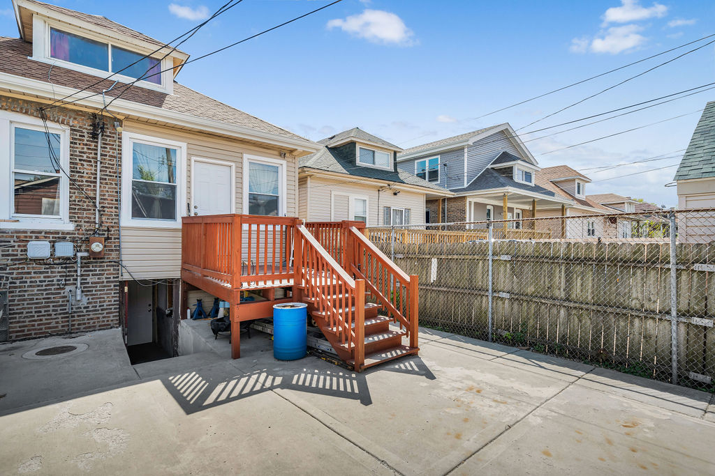5914 South Washtenaw Avenue Chicago IL 60629